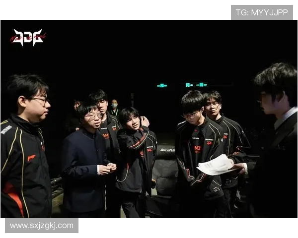 JDG战队再创辉煌征战新赛季誓夺冠军引爆电竞激情舞台